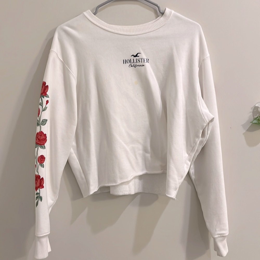Hollister crew neck sweater